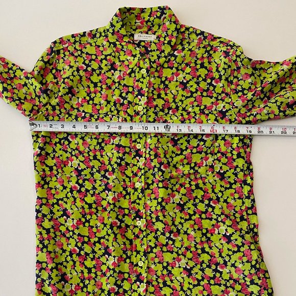 Equipment !! XS bright chartreuse + rose floral silk button-up shirt - Picture 8 of 16
